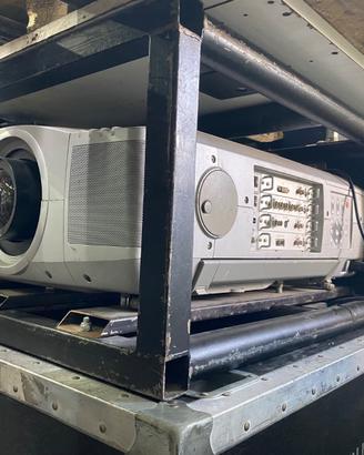 Videoproiettore Sanyo XF45 10.000 Ansilumen
