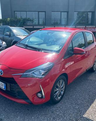 Toyota Yaris 1.5 Hybrid 5 porte Cool