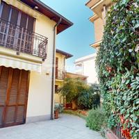 Soluzione Semi indipendente , con Giardino, Tavern