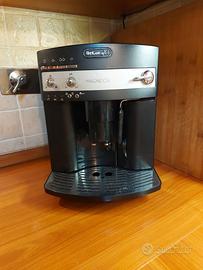 MACCHINA CAFFE AUTOMATICA DE LONGHI MAGNIFICA