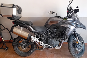 Benelli trk 502x