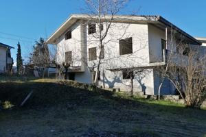 Ville bi trifamiliari - Basciano