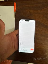 schermo iphone 16 plus