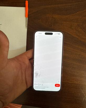 schermo iphone 16 plus