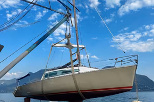 Barca a vela 7,5m Lago Maggiore  pronta