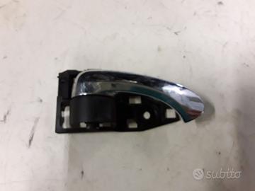 MANIGLIA INTERNA POSTERIORE DESTRA TOYOTA Rav4 4°