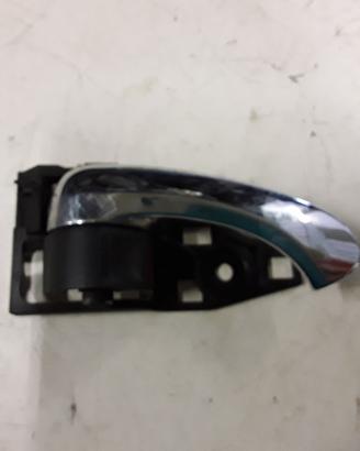 MANIGLIA INTERNA POSTERIORE DESTRA TOYOTA Rav4 4°