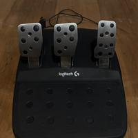 Volante e pedali Logitech