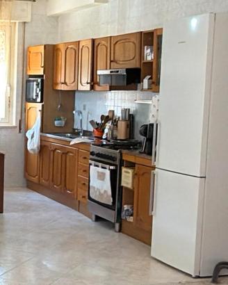 Cucina completa in legno massello