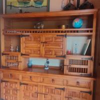 CREDENZA SPAGNOLA IN MASSELLO