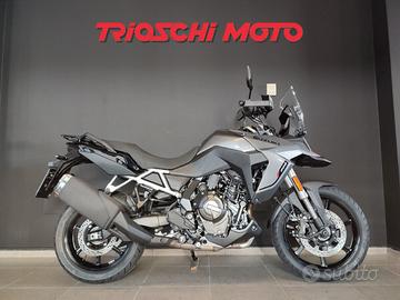 Suzuki V Strom DL 800 SE