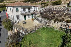 3 LOCALI A SAN LORENZO AL MARE