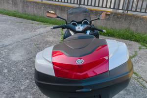scooter Yamaha xmax 250