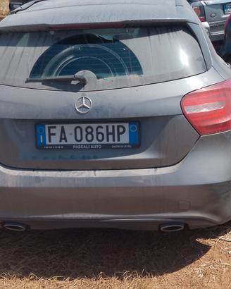 Mercedes classe a w176 sinistrata 