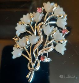 SPILLA VINTAGE MARCA STAR CON FIORI DI MUGHETTO