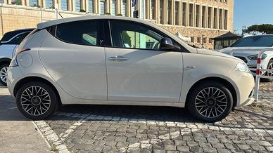 Lancia Y GPL