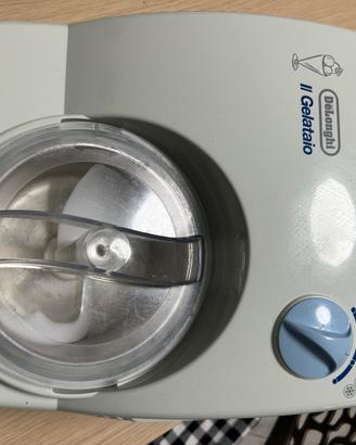Macchina Per Gelato ( Delonghi)