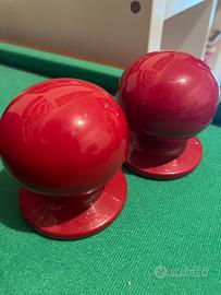 Coppia di pomelli rossi vintage