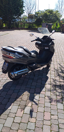 Scooter Yamaha 400 in buone condizioni