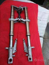 Yamaha Genesi 750 Forcella