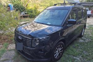 ford tourneo courier