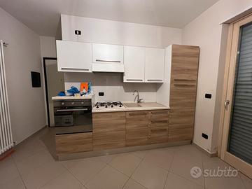 Cucina ATTREZZATA/Componibile