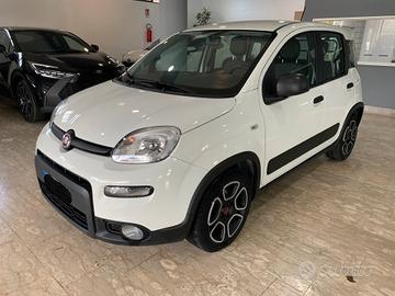 Fiat Panda 1.0 GSE S&S Hybrid Street Van 4 posti
