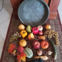 Vassoio Antico Con Composizione Frutta Artificiale