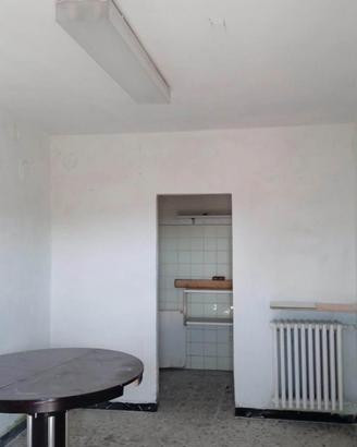 Casa 2 piani circa 80mq da ristrutturare