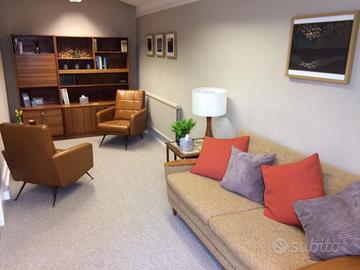 Valuto stanza - studio per Psicoterapia a Trieste