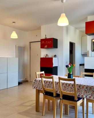 Trilocale ristrutturato con balcone e cantina