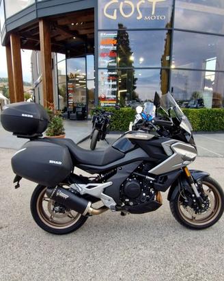 CFMOTO 700MT cfmoto 700 mt