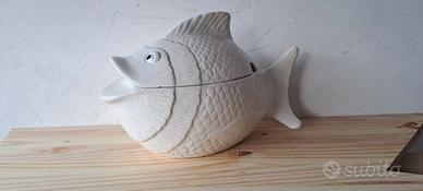 zuppiera a forma di pesce