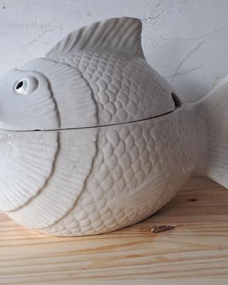 zuppiera a forma di pesce