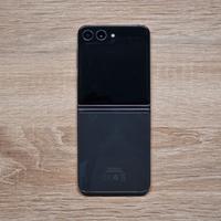 Samsung Galaxy Z Flip5 - danneggiato
