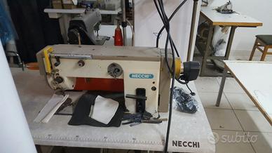 Necchi
MACCHINA PER CUCIRE AD 1 AGO