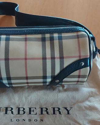 Bauletto Burberry anni 2000