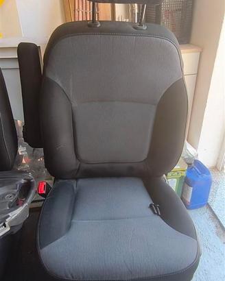 Sedili anteriori VIVARO B TRAFIC 3 TALENTO NV300