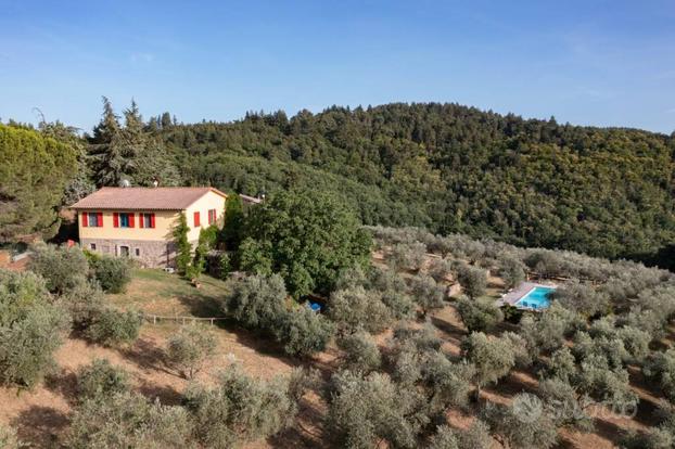 Agriturismo con piscina in posizione panoramica