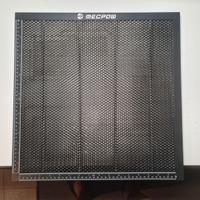 Tavolo da lavoro a nido d' ape per incisore laser