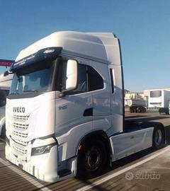Iveco STRALIS S- WAY 570 MOTRICE