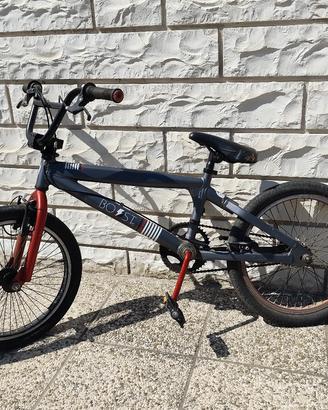 biciclette diversi tipi e misure