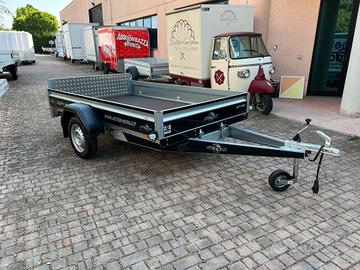 Rimorchio con rampa trasporto veicoli e cose