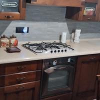 Cucina stosa in legno