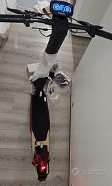 Monopattino MV Augusta Oro Mai usato completo