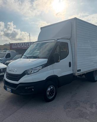 IVECO DAILY 35C14 2.3 E6 FURG+SPONDA