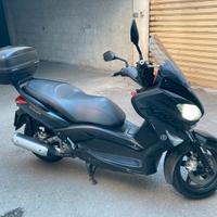 X-max 250 sport