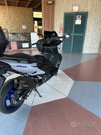 Yamaha T max 560