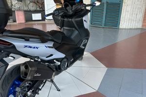 Yamaha T max 560