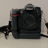 Nikon D7000 + Battery grip + Accessori